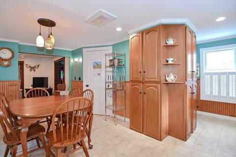 149 Maple St, Warren, MA 01083 photo 11