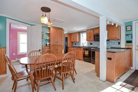 149 Maple St, Warren, MA 01083 photo 13