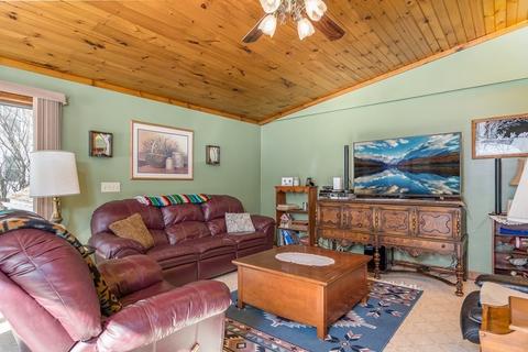 14 Garfield Ave, Easthampton, MA 01027 photo 8