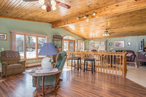 14 Garfield Ave, Easthampton, MA 01027 photo 9
