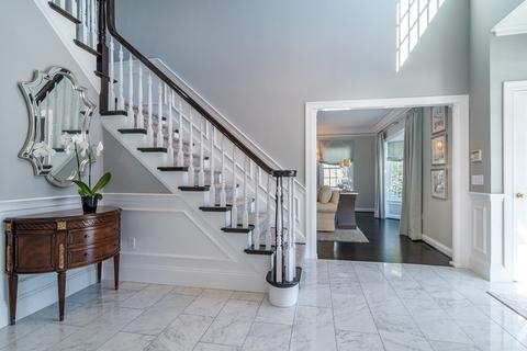81 Monadnock Rd, Wellesley, MA 02481 photo 13