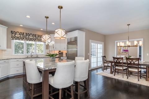 81 Monadnock Rd, Wellesley, MA 02481 photo 3