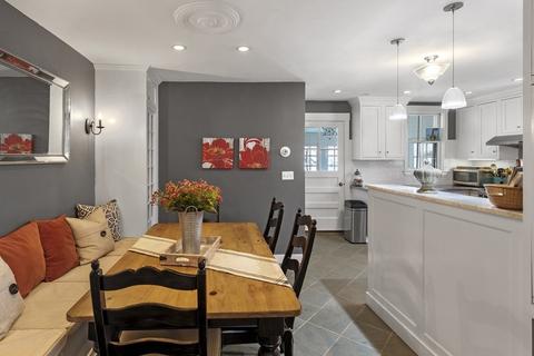 1 Abbot Ct, Marblehead, MA 01945 photo 8