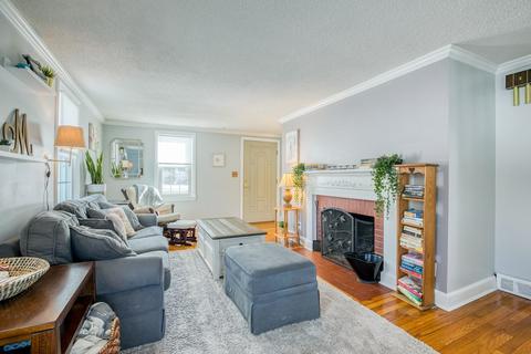 386 Roosevelt, Springfield, MA 01118 photo 11