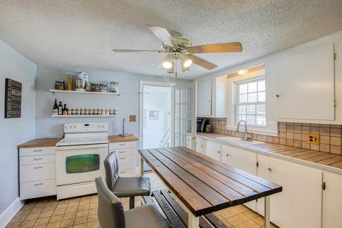 386 Roosevelt, Springfield, MA 01118 photo 6