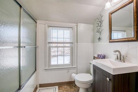 386 Roosevelt, Springfield, MA 01118 photo 13