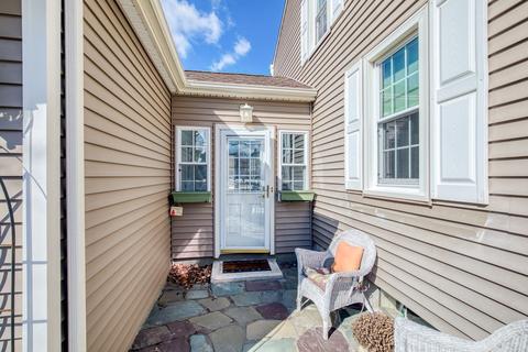 386 Roosevelt, Springfield, MA 01118 photo 3