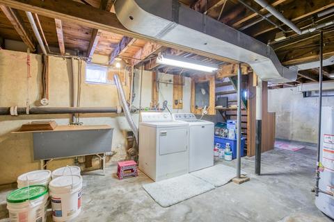 386 Roosevelt, Springfield, MA 01118 photo 18