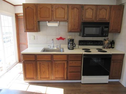 39 Crestmont St, Springfield, MA 01108 photo 2