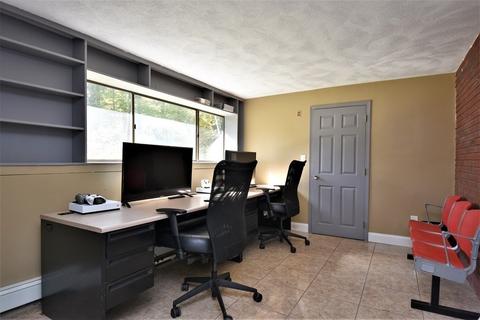 126 Willow Rd, Boxford, MA 01921 photo 25