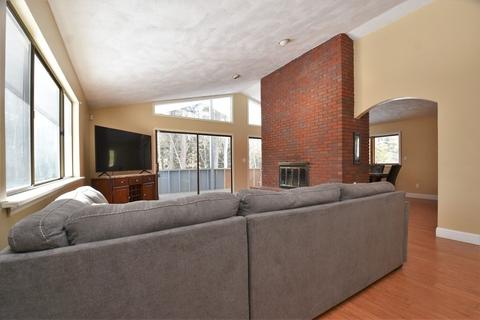 126 Willow Rd, Boxford, MA 01921 photo 3