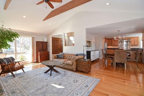 89 Mowry St, Mendon, MA 01756 photo 8