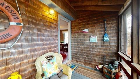 8 Cameron St, Wareham, MA 02532 photo 6