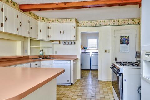 19 Mendon St, Upton, MA 01568 photo 3