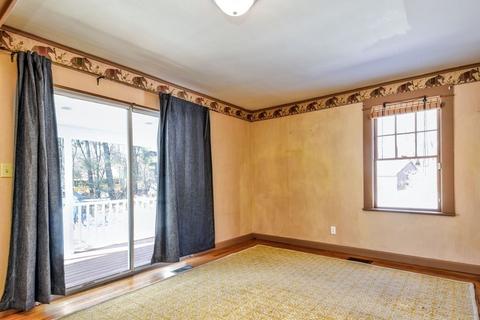 19 Mendon St, Upton, MA 01568 photo 10