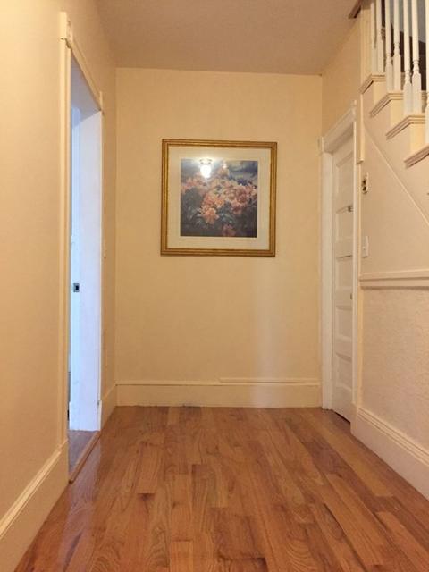 23 Thorndike St, Everett, MA 02149 photo 5
