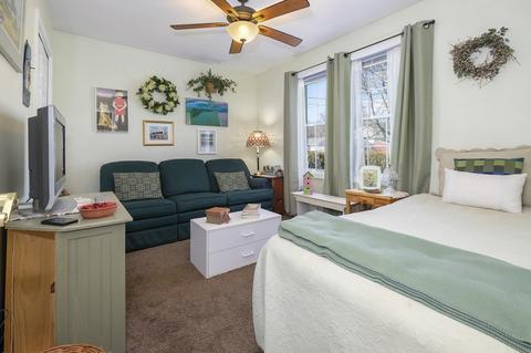 169 Bay State Rd, Chicopee, MA 01020 photo 14