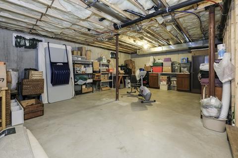 169 Bay State Rd, Chicopee, MA 01020 photo 18