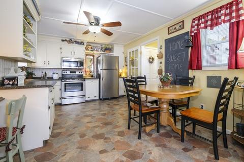 169 Bay State Rd, Chicopee, MA 01020 photo 7