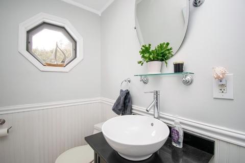 326 Parkerview, Springfield, MA 01129 photo 11