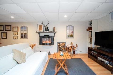 326 Parkerview, Springfield, MA 01129 photo 22