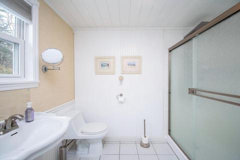 326 Parkerview, Springfield, MA 01129 photo 14