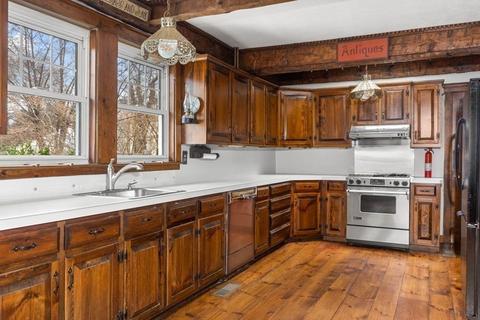 18 Warren St, Danvers, MA 01923 photo 7
