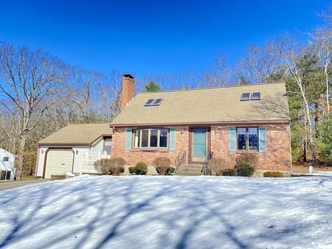 111 Walnut St, Walpole, MA 02081 photo 2
