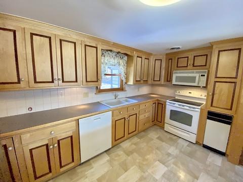 111 Walnut St, Walpole, MA 02081 photo 18