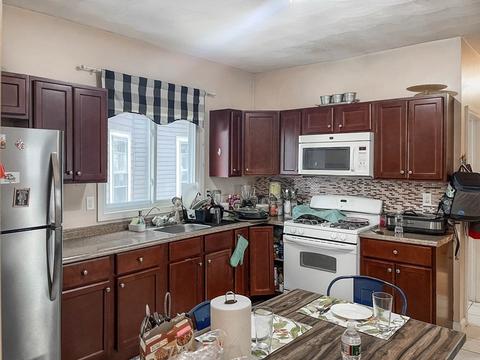 30 Glendale St, Everett, MA 02149 photo 6