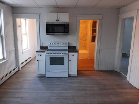 5 Blodgett Pl, Worcester, MA 01605 photo 2