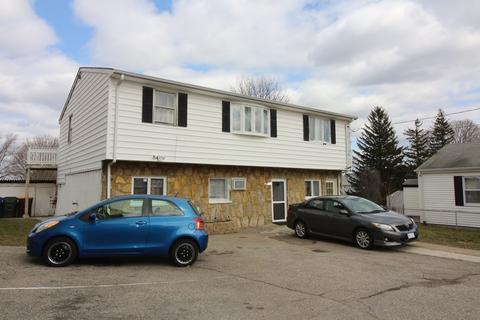 448 Buffinton St, Fall River, MA 02721 photo 3