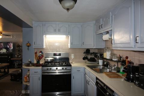 448 Buffinton St, Fall River, MA 02721 photo 8
