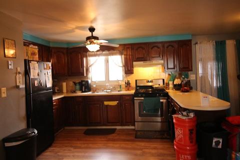 448 Buffinton St, Fall River, MA 02721 photo 23