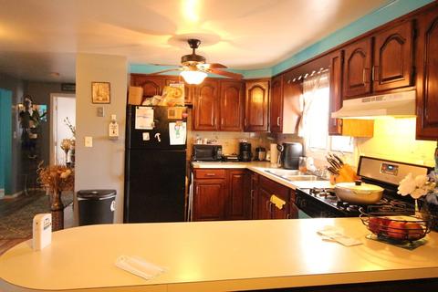 448 Buffinton St, Fall River, MA 02721 photo 24