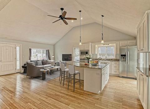 140 Dedham St, Canton, MA 02021 photo 6