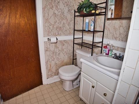 18 Downing St, Fall River, MA 02723 photo 13
