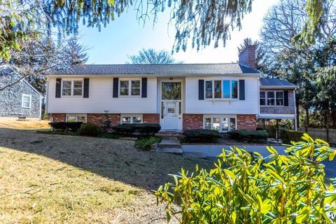 54 Maureen Rd, Barnstable, MA 02632 photo 1