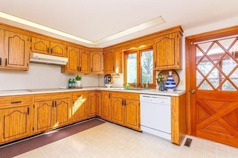 54 Maureen Rd, Barnstable, MA 02632 photo 10
