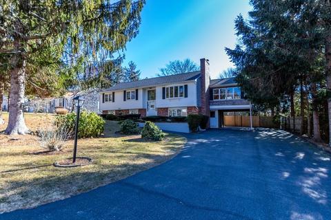 54 Maureen Rd, Barnstable, MA 02632 photo 2