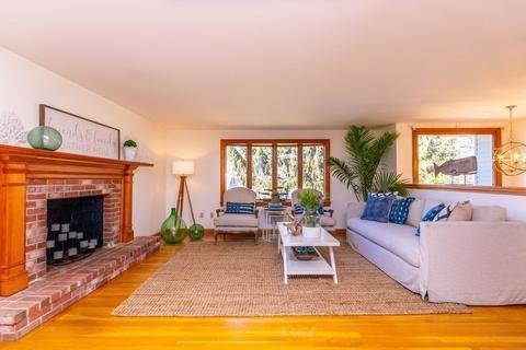 54 Maureen Rd, Barnstable, MA 02632 photo 3
