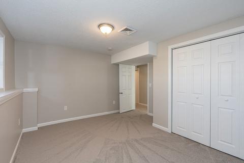 251 Senator St, Springfield, MA 01129 photo 32
