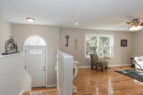 251 Senator St, Springfield, MA 01129 photo 10