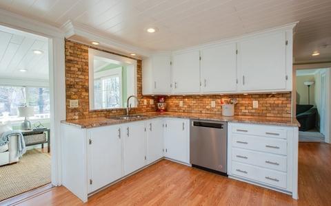 216 Maple St, Danvers, MA 01923 photo 5