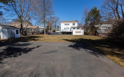 216 Maple St, Danvers, MA 01923 photo 36