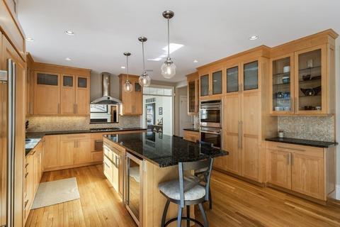 19 Gerald Rd, Marblehead, MA 01945 photo 7