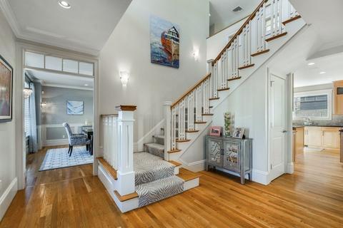 19 Gerald Rd, Marblehead, MA 01945 photo 2