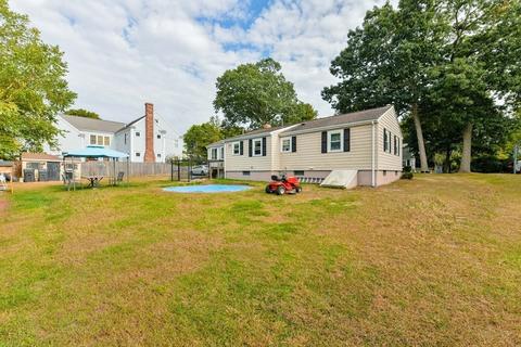 35 Park St, Dedham, MA 02026 photo 2