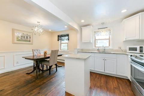 35 Park St, Dedham, MA 02026 photo 5