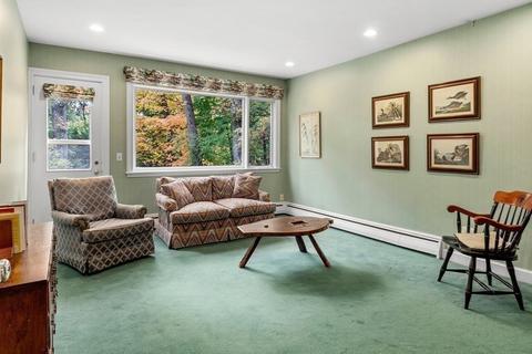260 Lee St, Brookline, MA 02445 photo 12